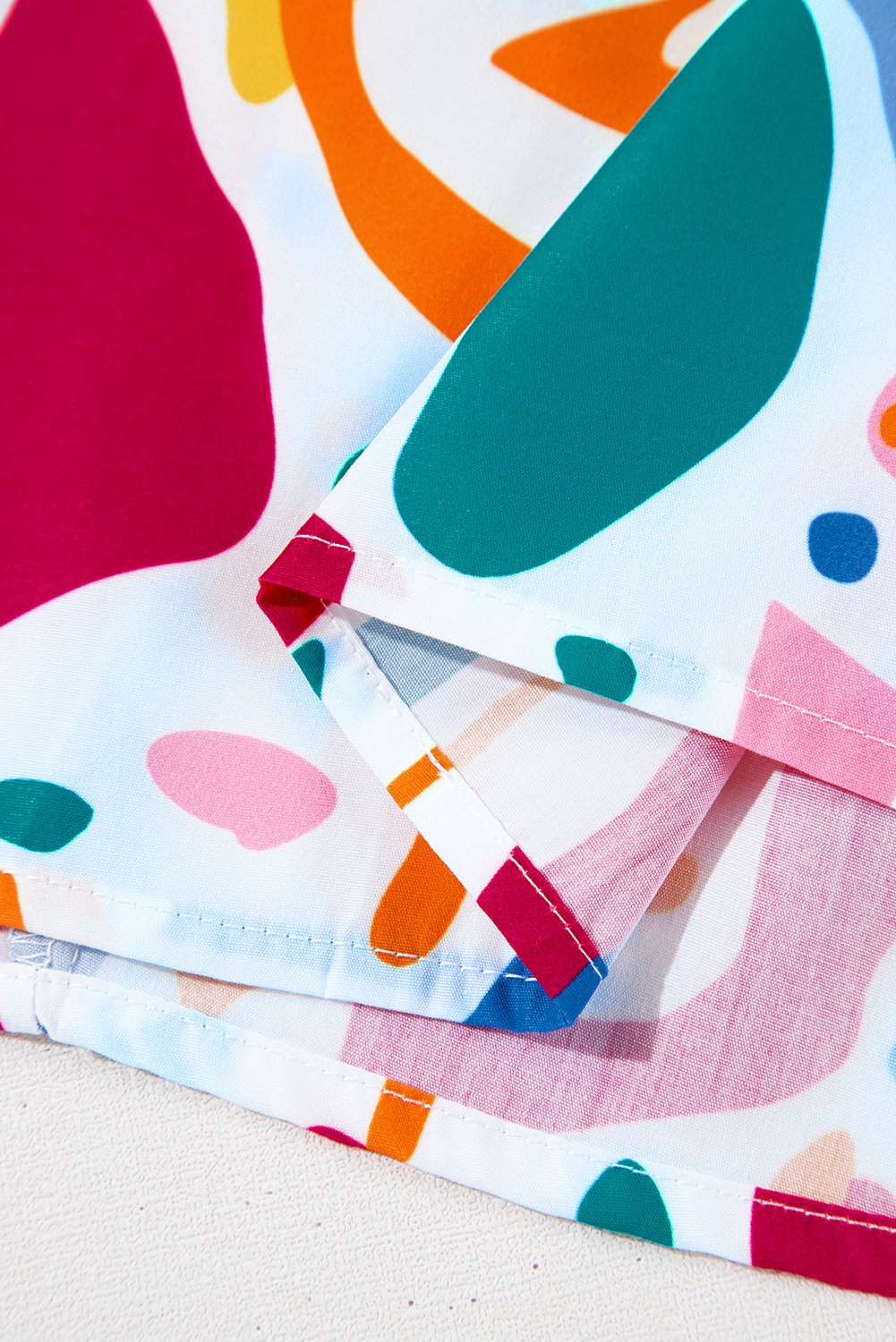 Blanc Abstract Imprimer à manchette broyée à manchettes plus chemisier de taille plus taille – Image 8