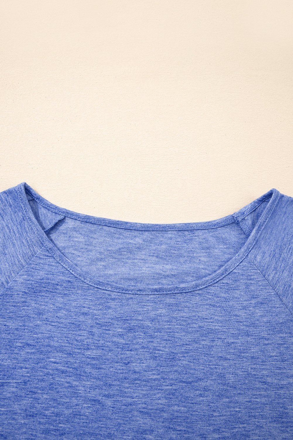 Black à manches courtes à volants en bleu plus à volants plus taille – Image 8