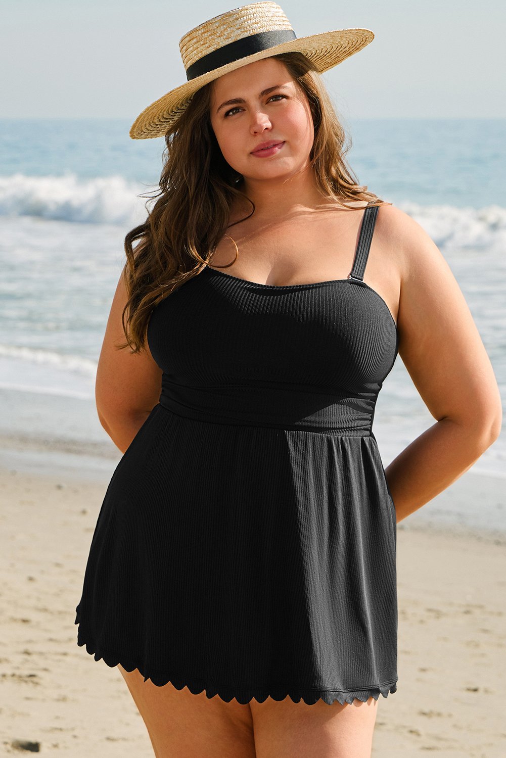 Black Plus Size Textured Scalloped Trim Swim Robe avec culotte – Image 5