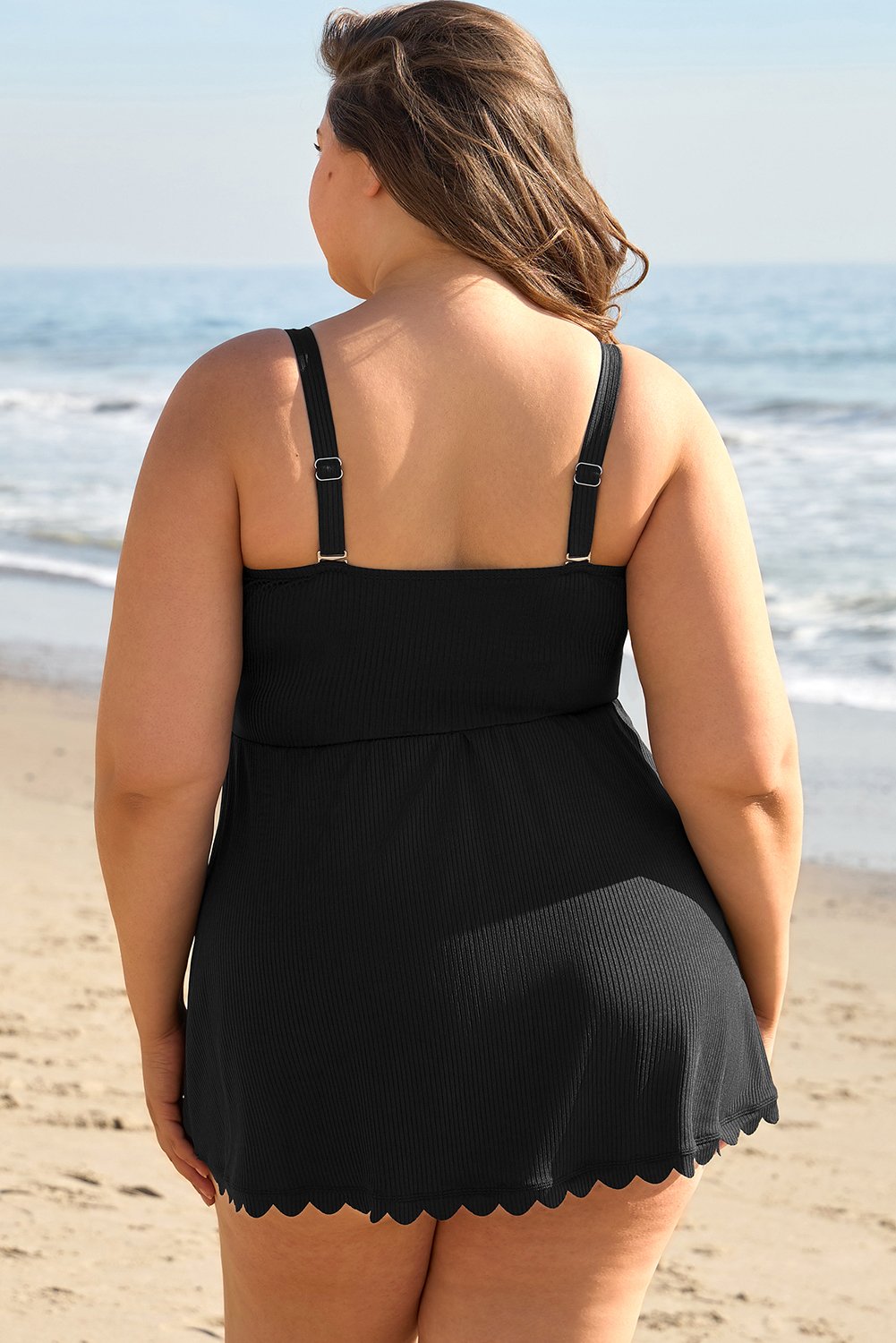Black Plus Size Textured Scalloped Trim Swim Robe avec culotte – Image 2